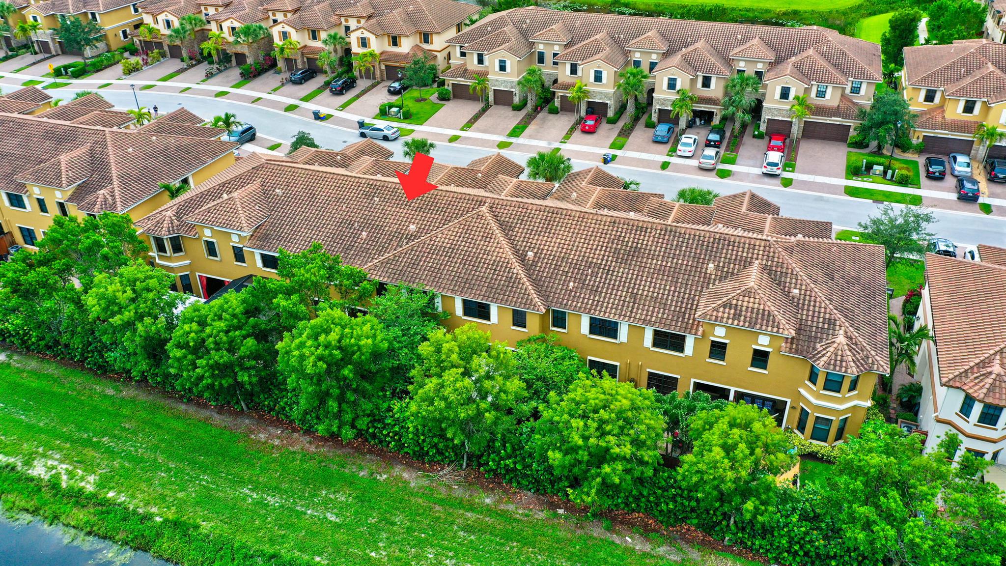 WELLINGTON PARC - Residential Lease