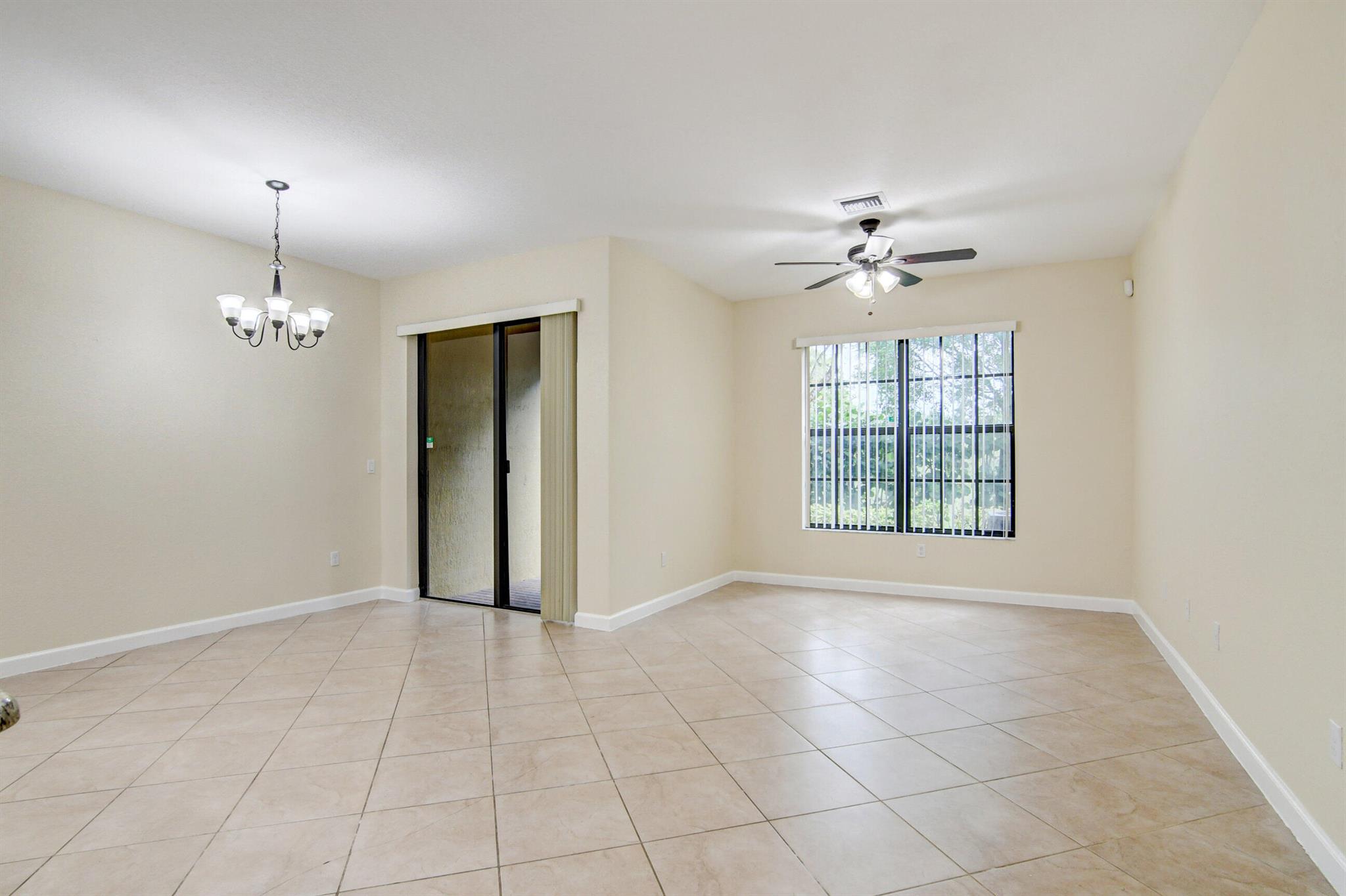 WELLINGTON PARC - Residential Lease