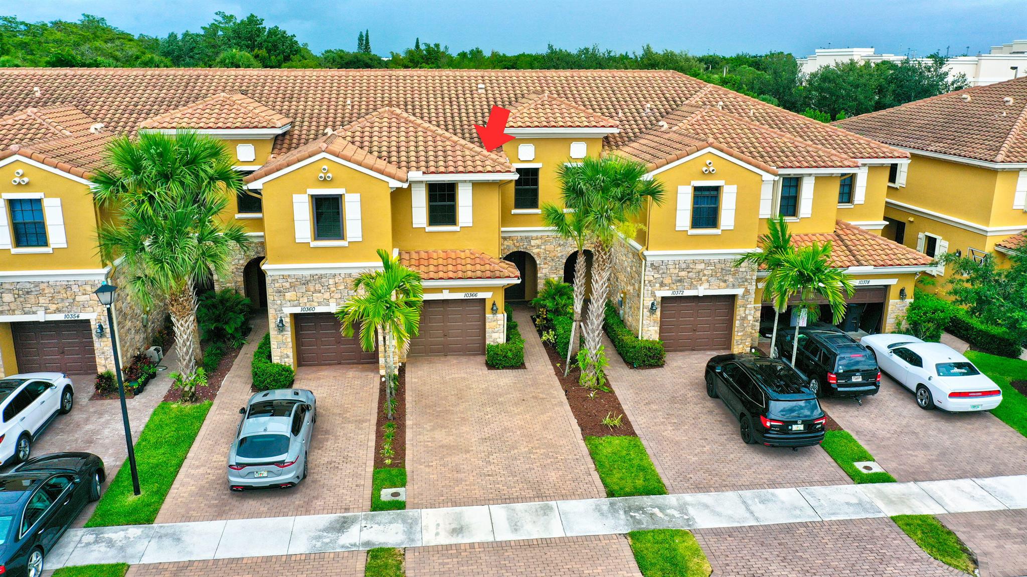 WELLINGTON PARC - Residential Lease