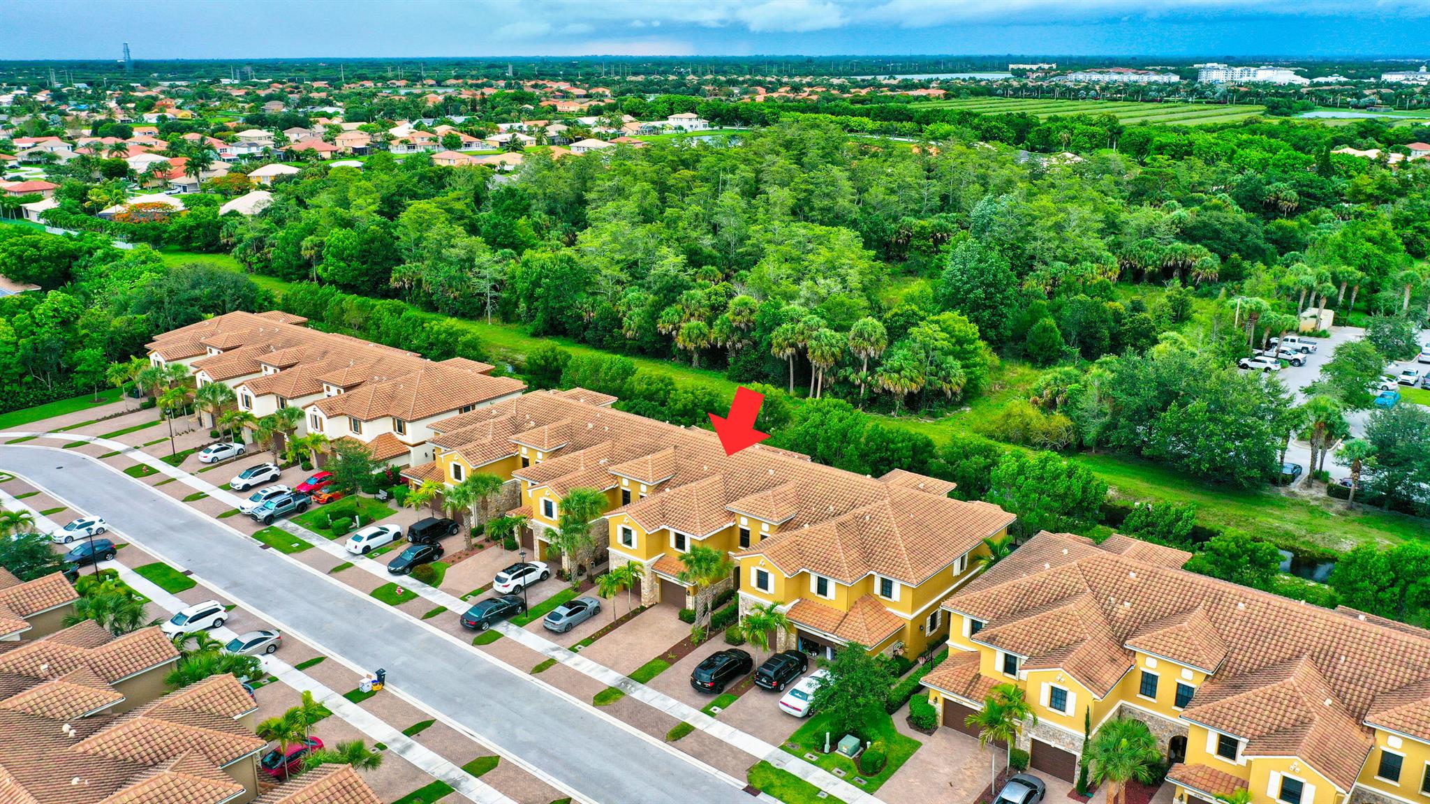 WELLINGTON PARC - Residential Lease