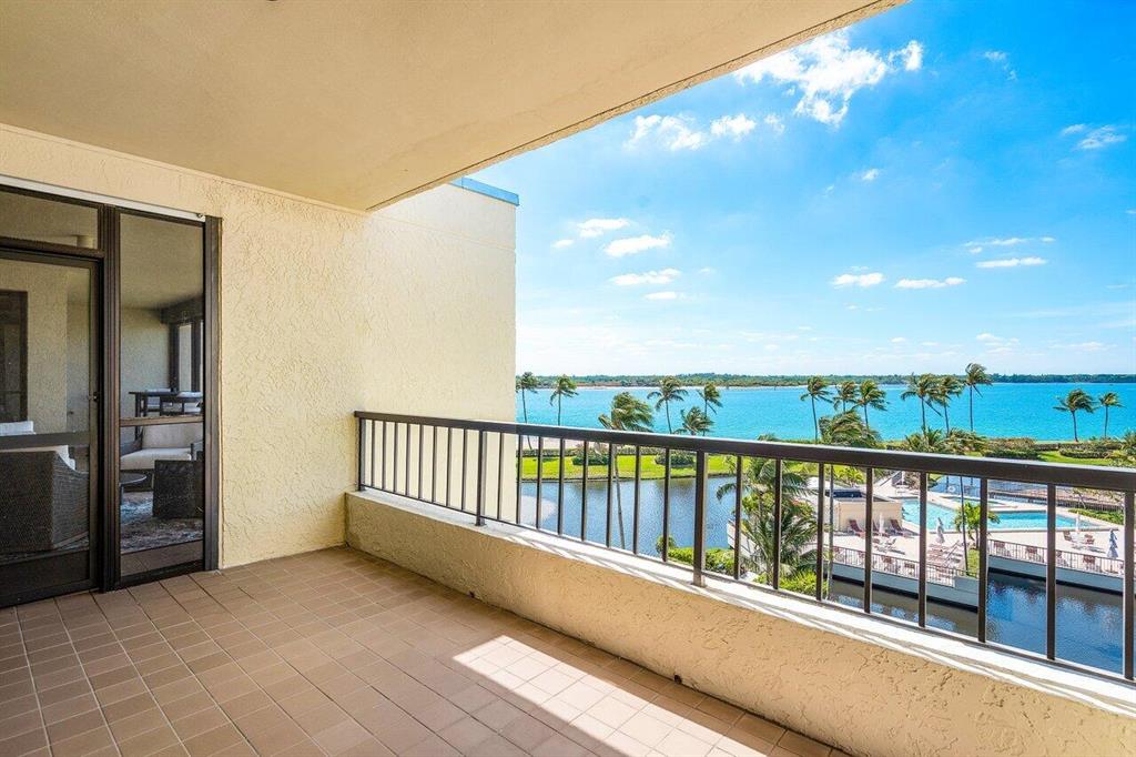 Sailfish Point - Residential