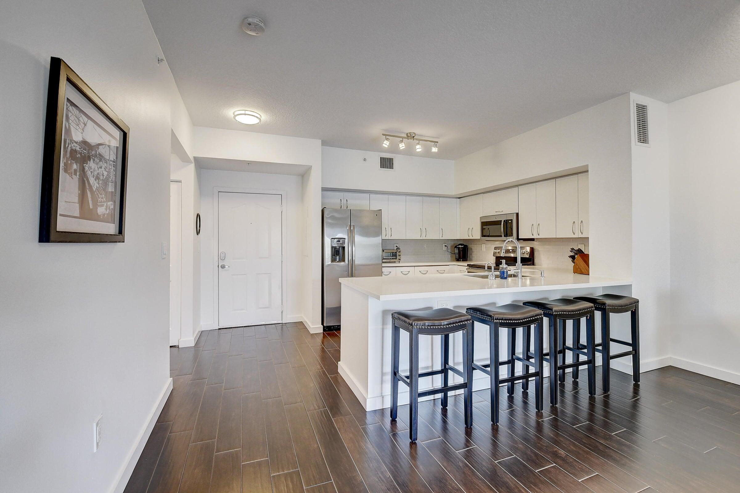 255 NE 3rd Avenue 2516