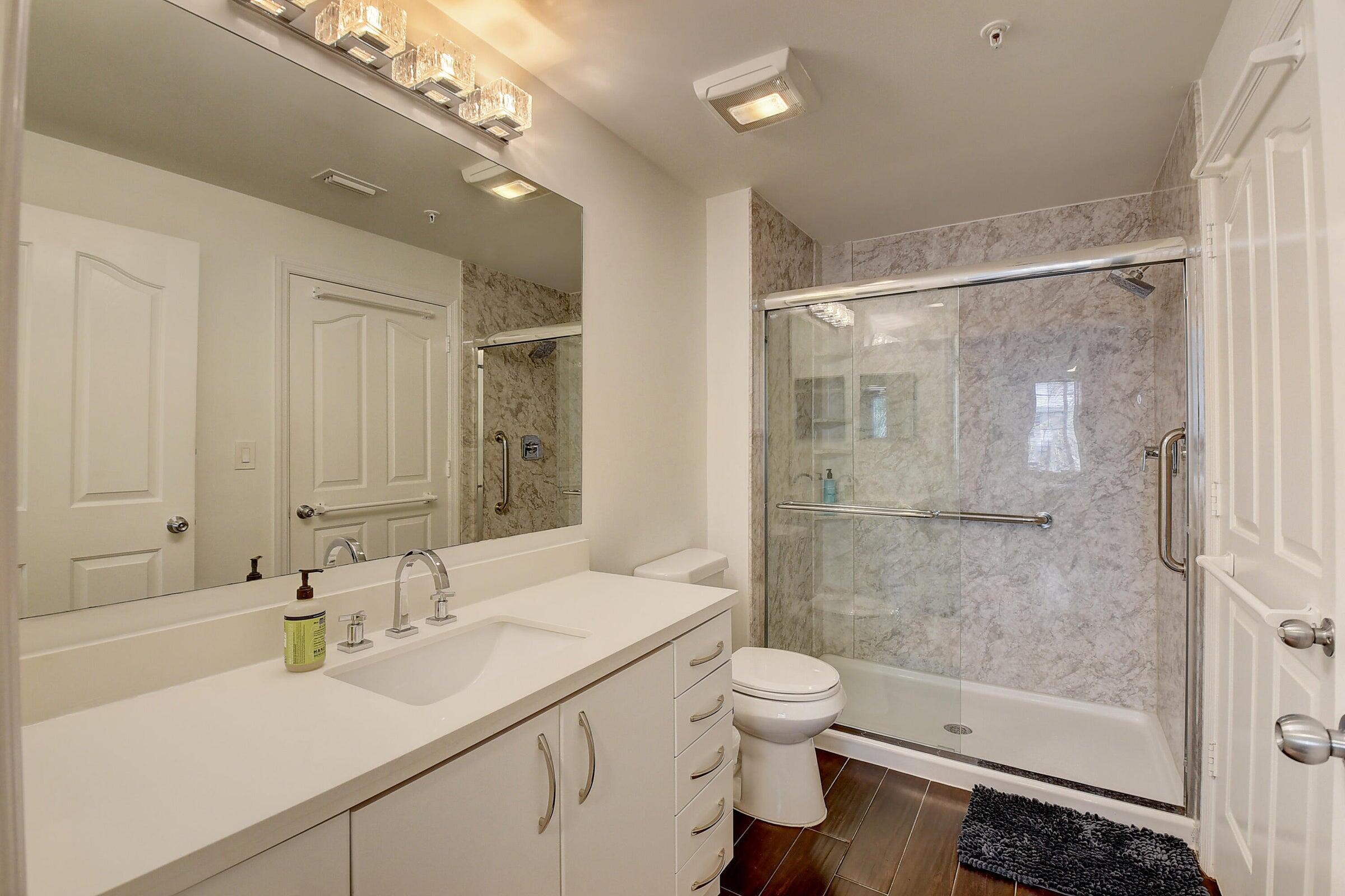 PINEAPPLE GROVE VILLAGE CONDO - Residential