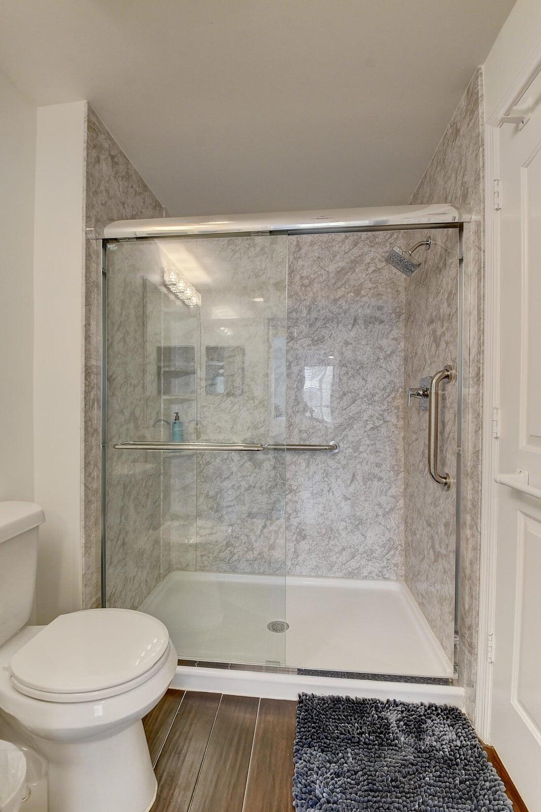 PINEAPPLE GROVE VILLAGE CONDO - Residential