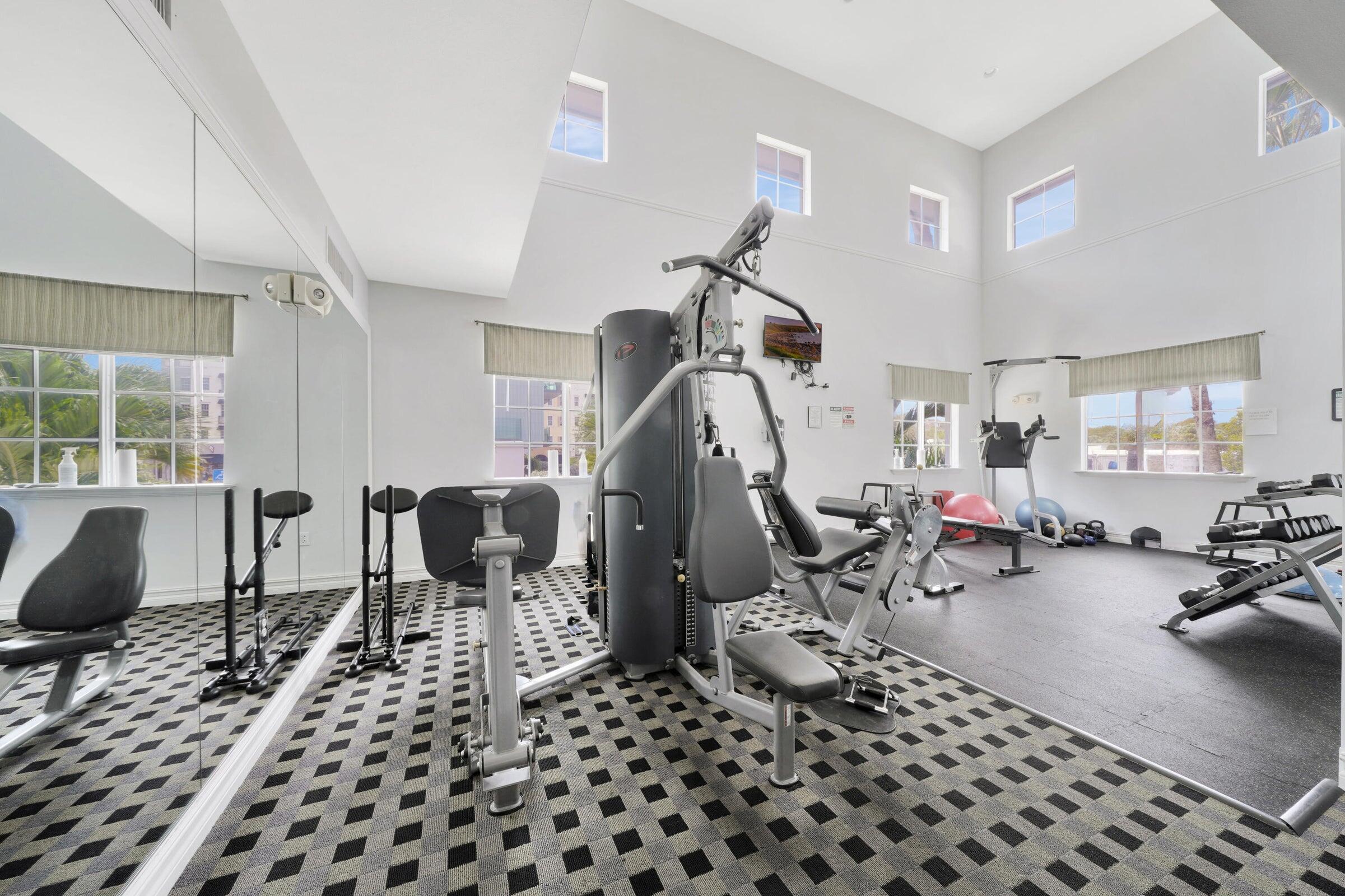 PINEAPPLE GROVE VILLAGE CONDO - Residential