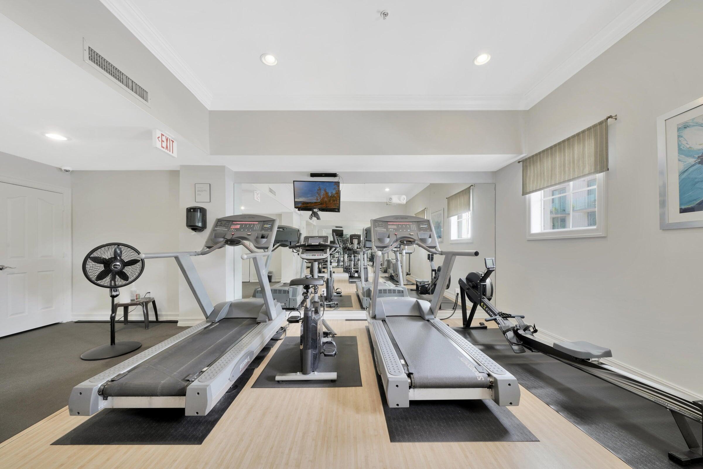 PINEAPPLE GROVE VILLAGE CONDO - Residential