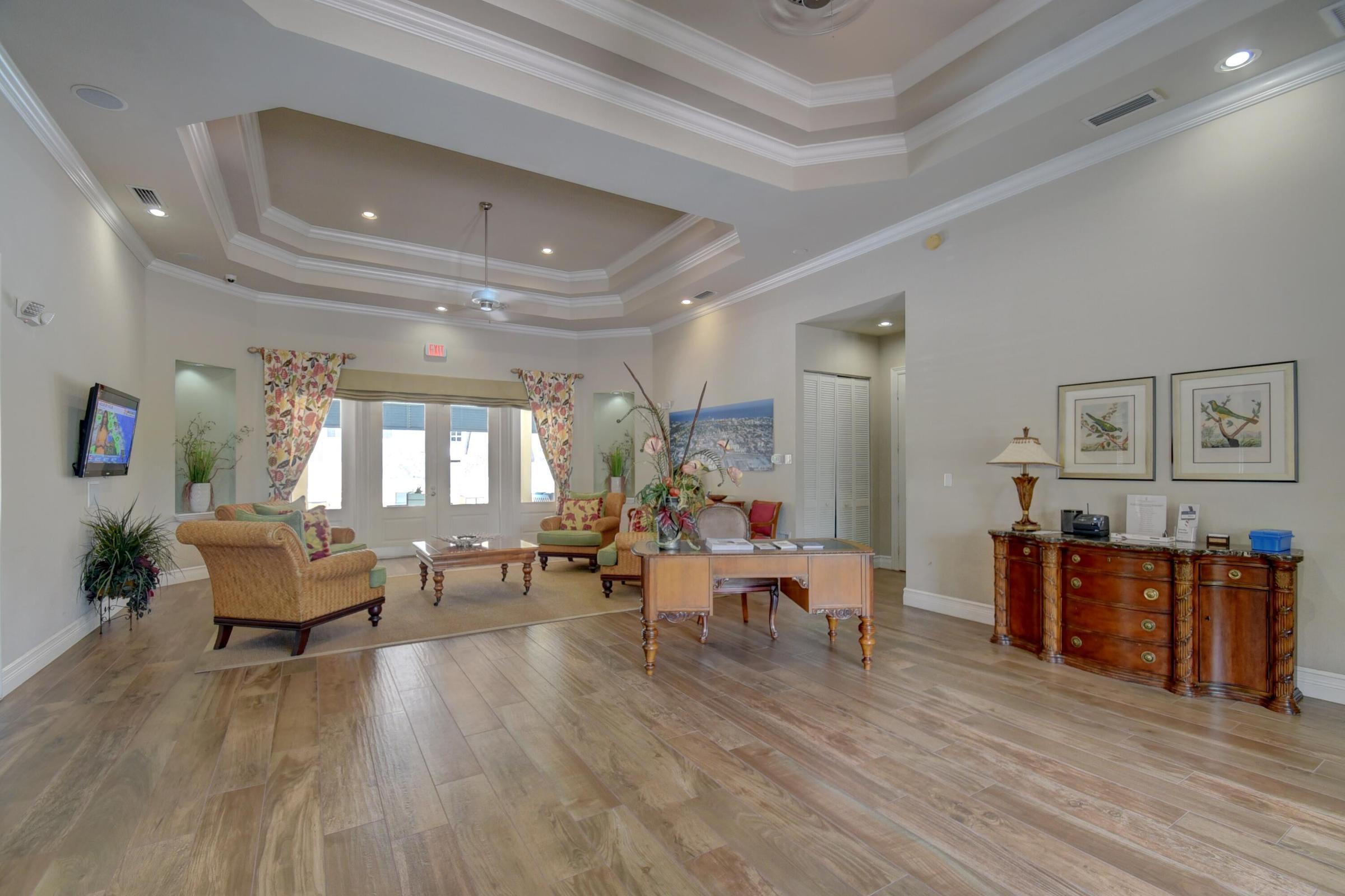 PINEAPPLE GROVE VILLAGE CONDO - Residential