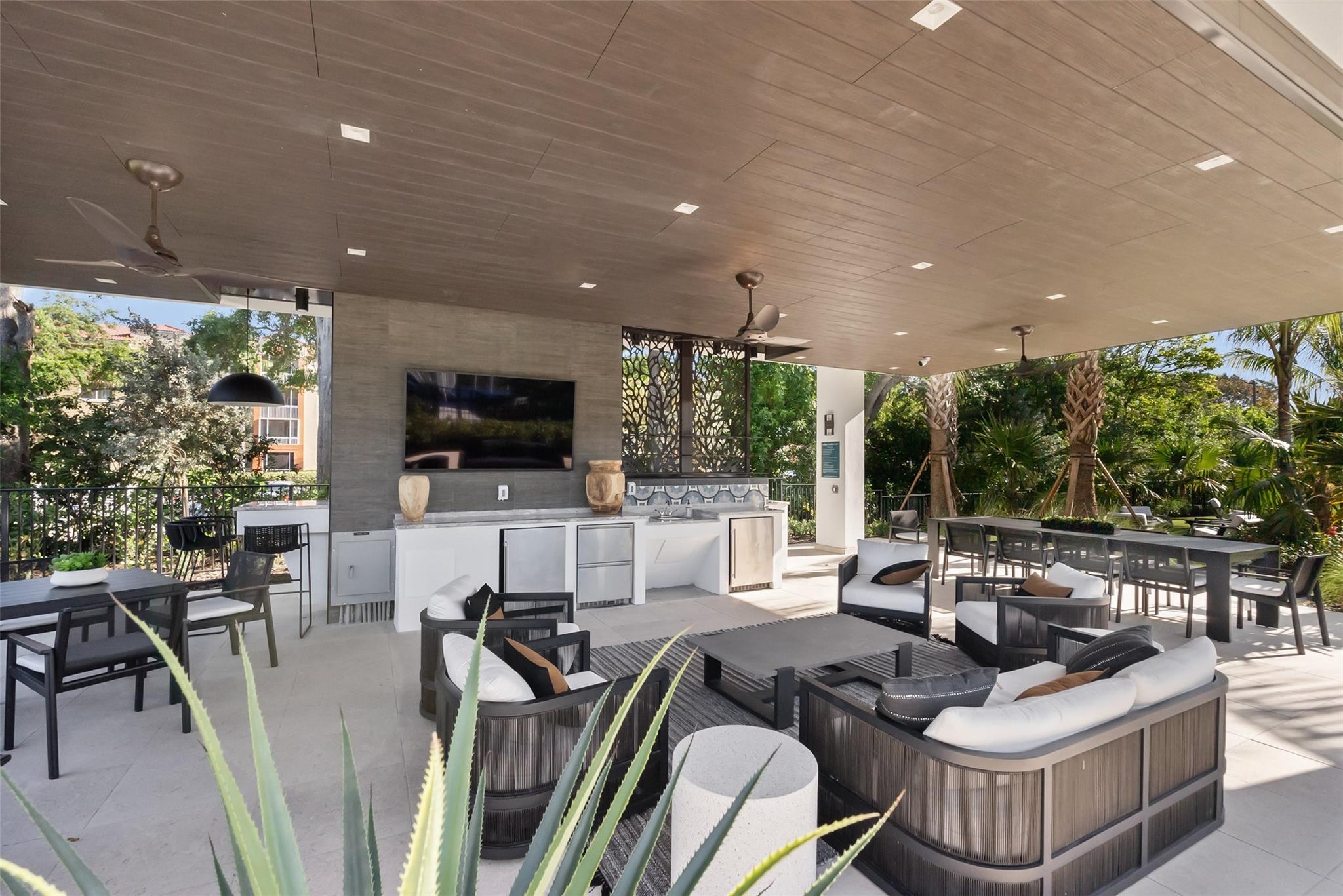 Nuvo Boca - Residential Lease