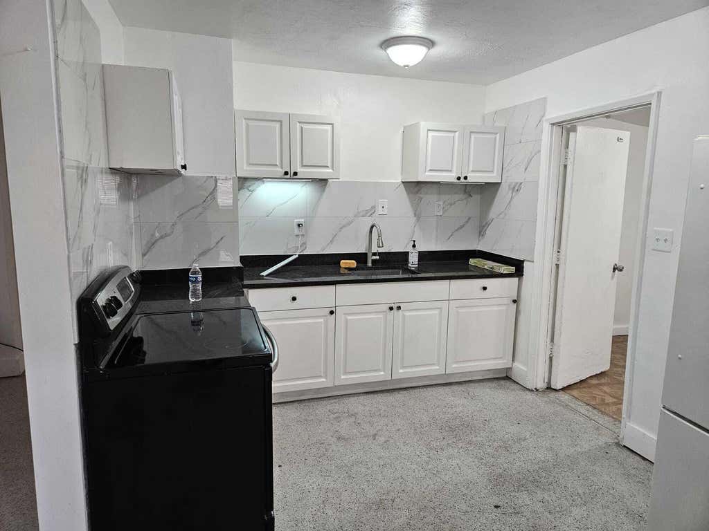 Photo of 2740 NW 2ND Street, Pompano Beach, FL 33069 (MLS # B26068057)