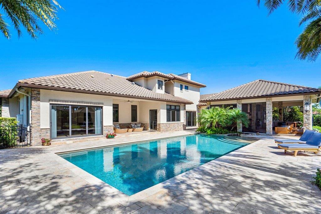 PALM BEACH POINT - Residential