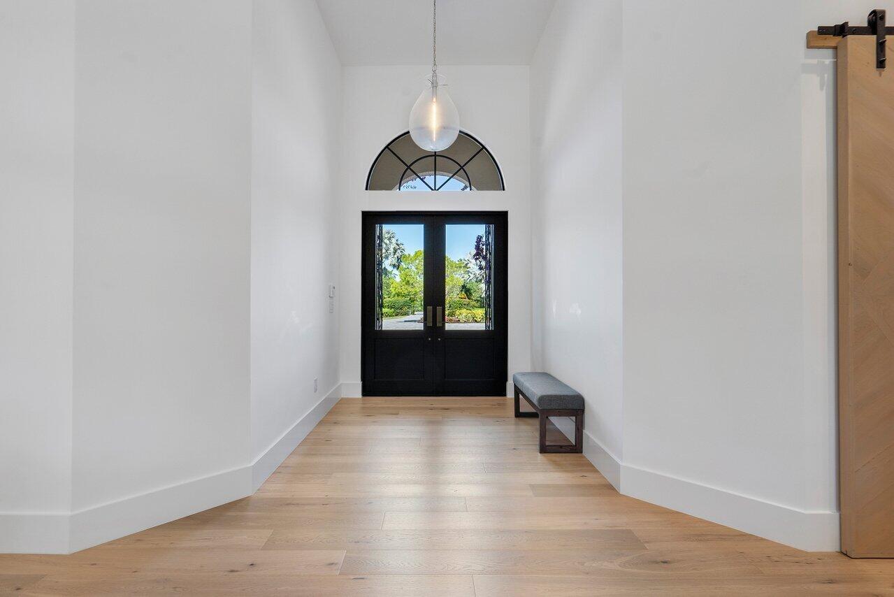 PALM BEACH POINT - Residential