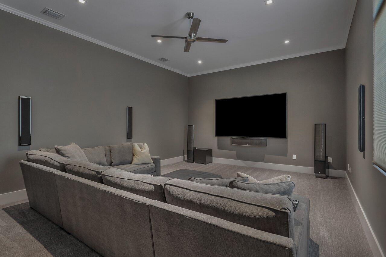 PALM BEACH POINT - Residential