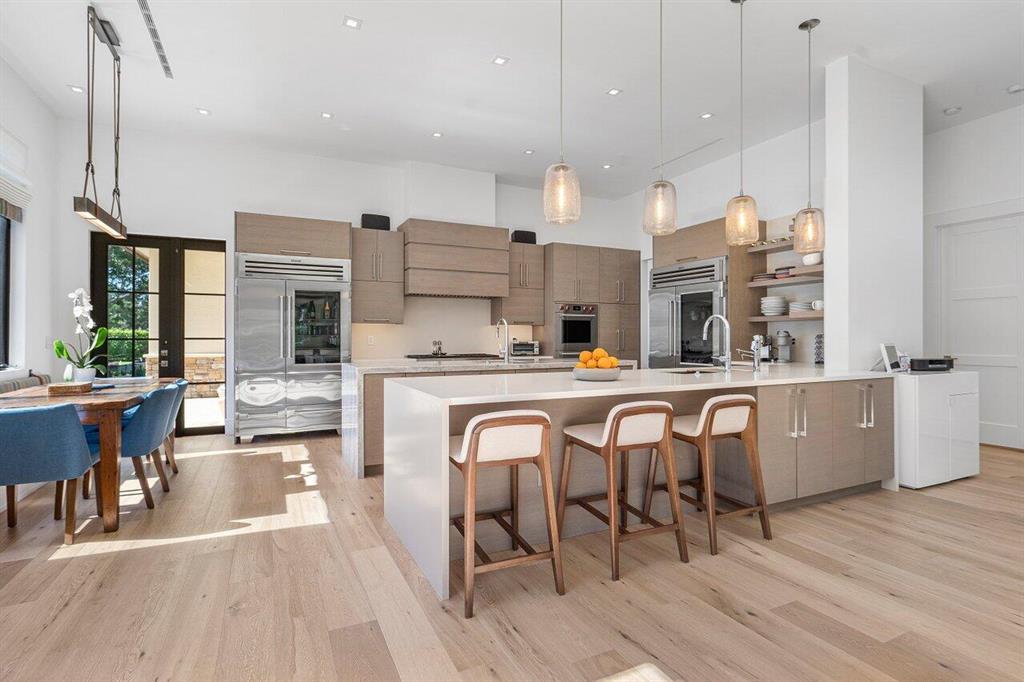 PALM BEACH POINT - Residential