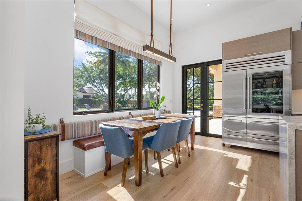 PALM BEACH POINT - Residential