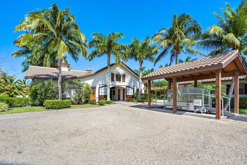 PALM BEACH POINT - Residential