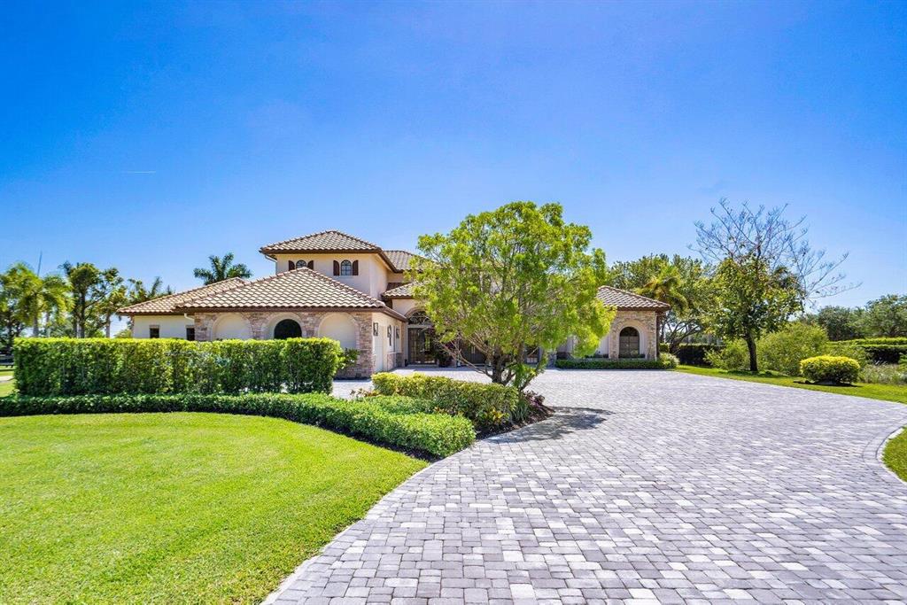 PALM BEACH POINT - Residential