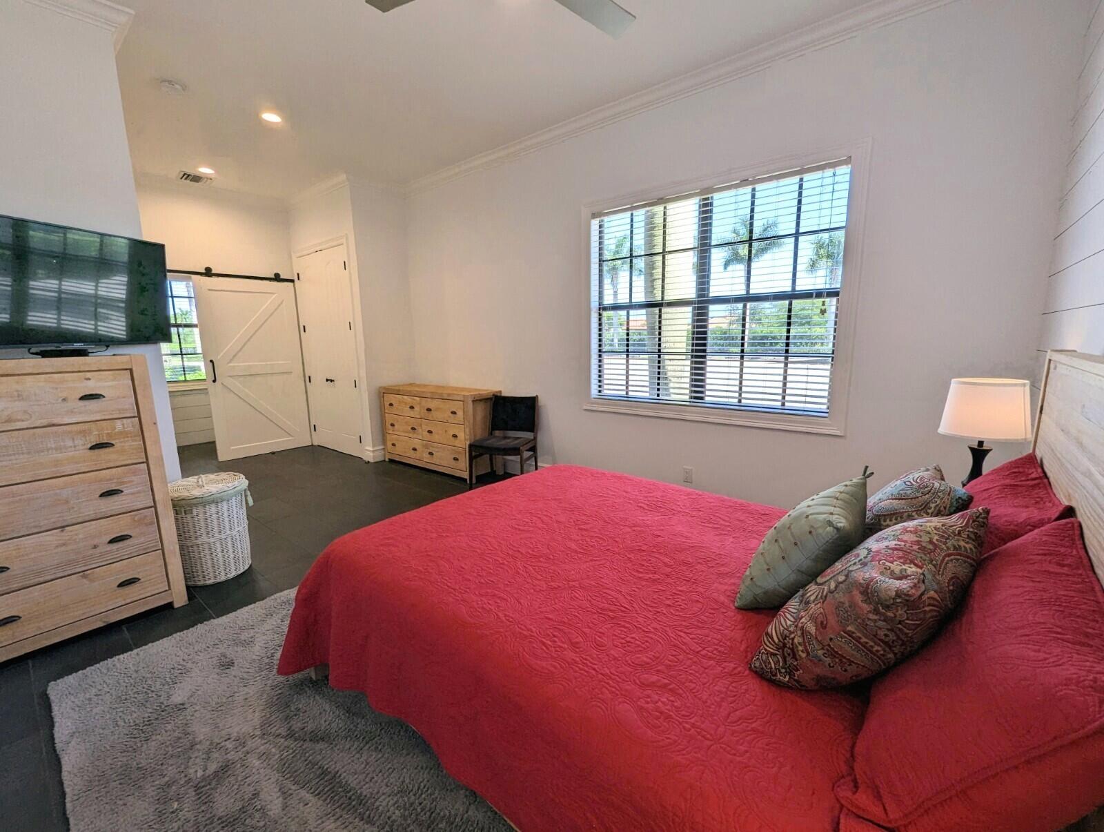 PALM BEACH POINT - Residential