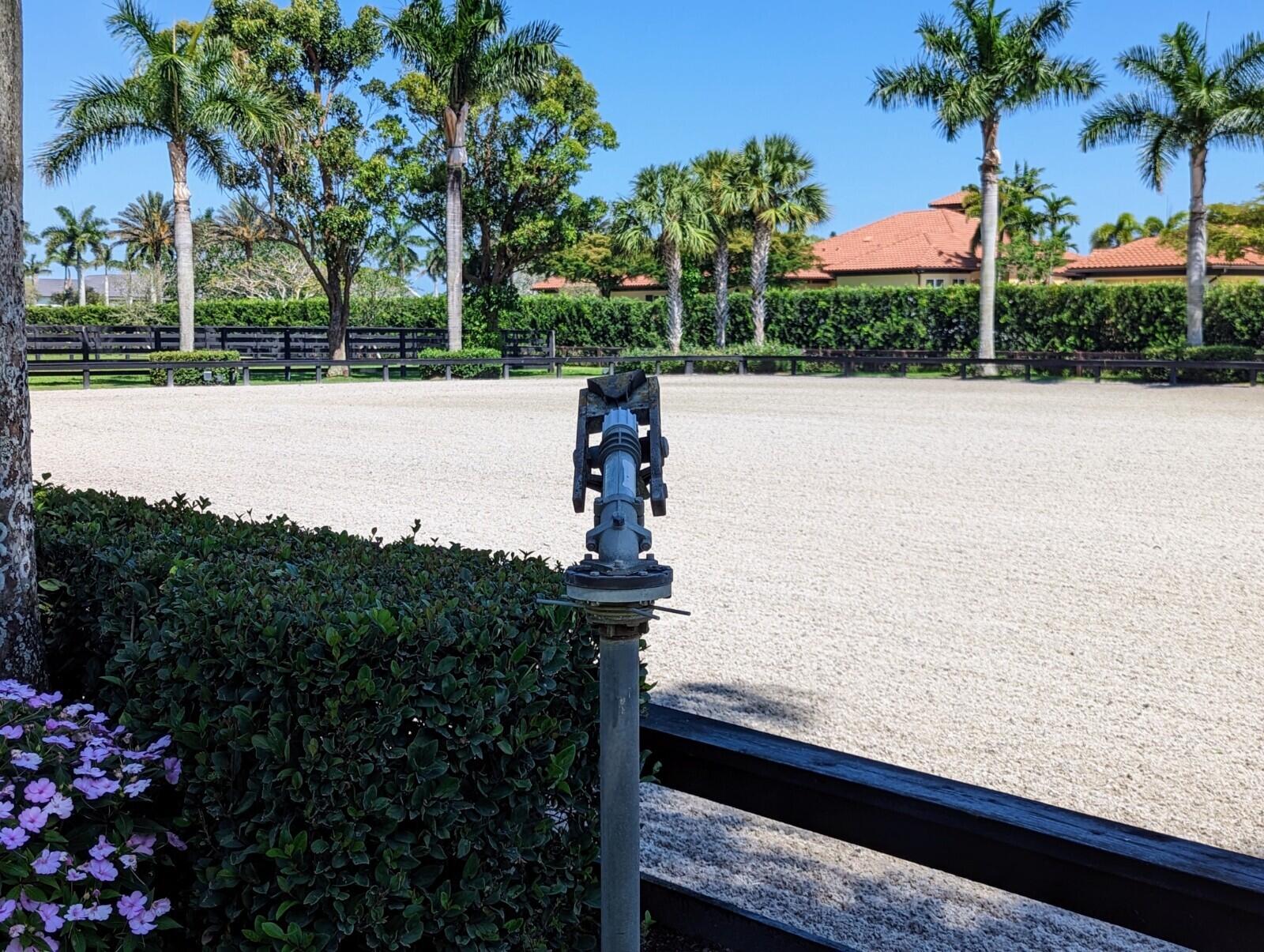 PALM BEACH POINT - Residential