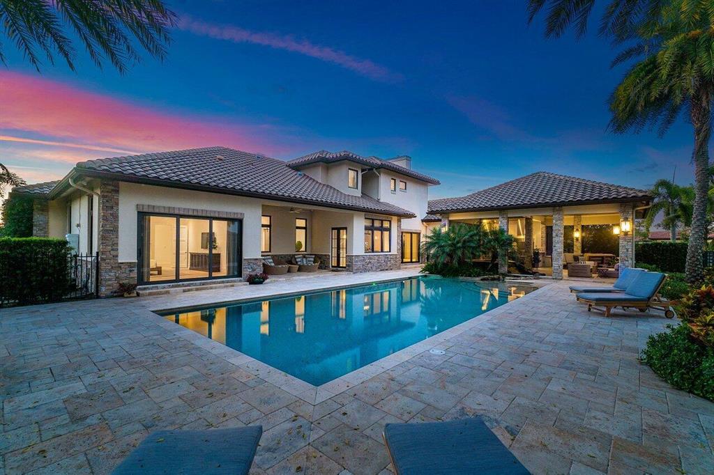 PALM BEACH POINT - Residential