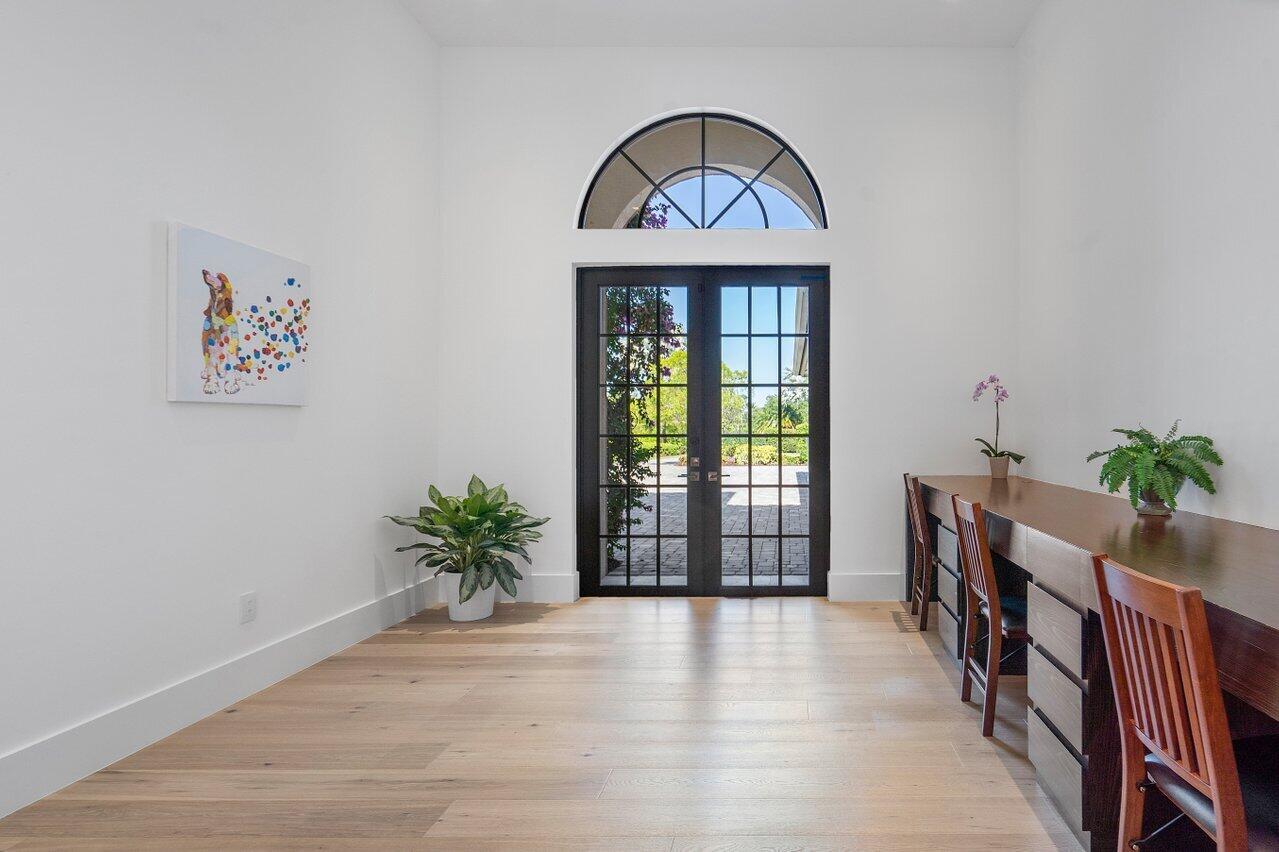 PALM BEACH POINT - Residential