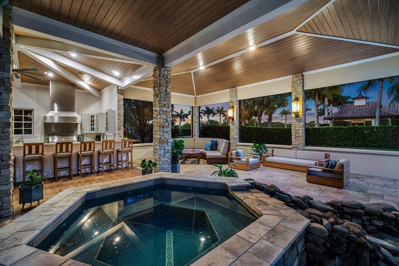 PALM BEACH POINT - Residential