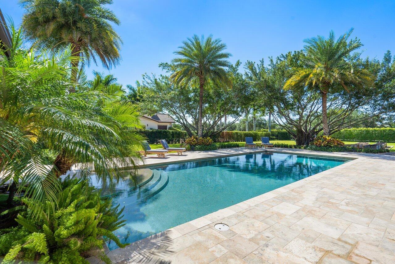 PALM BEACH POINT - Residential