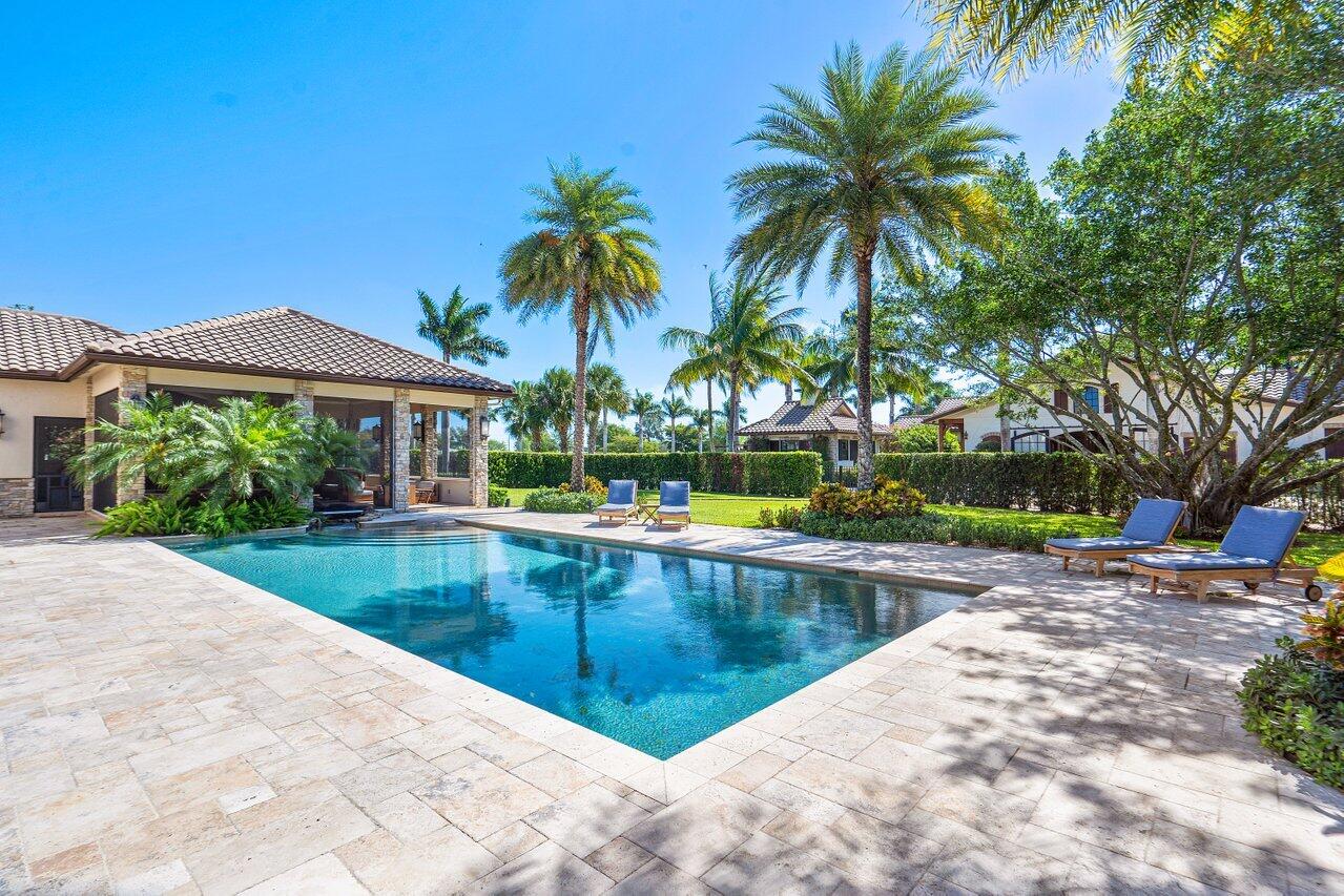 PALM BEACH POINT - Residential