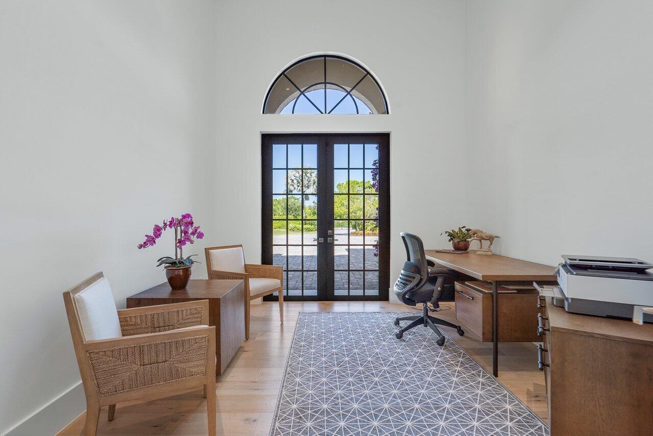 PALM BEACH POINT - Residential