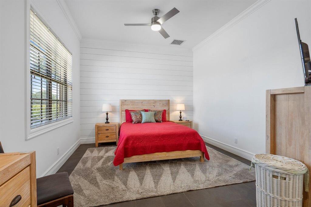 PALM BEACH POINT - Residential