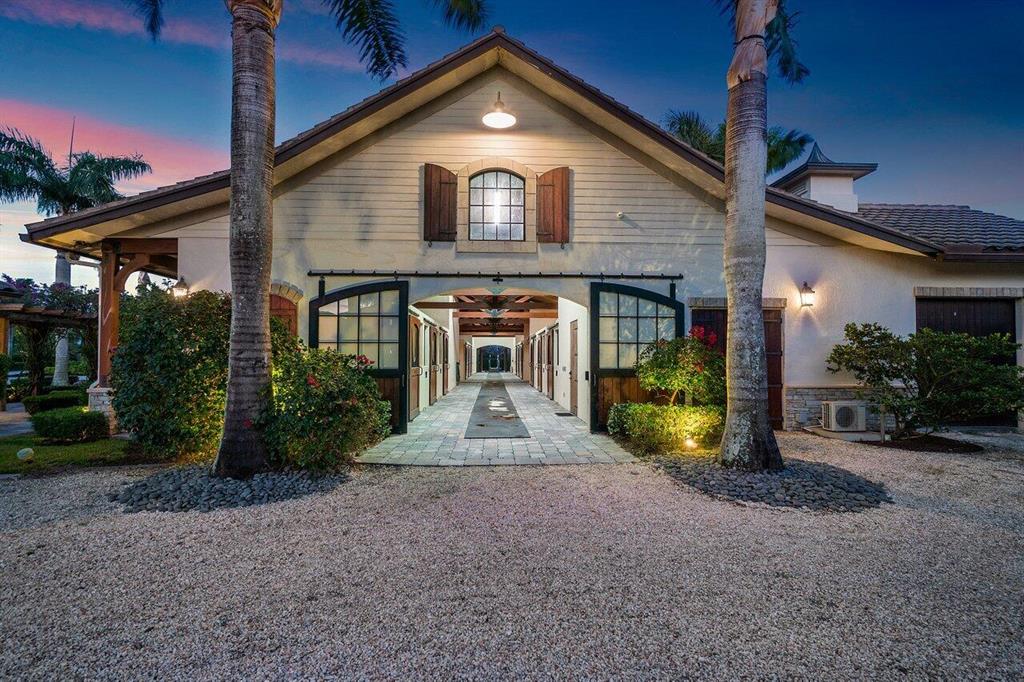 PALM BEACH POINT - Residential