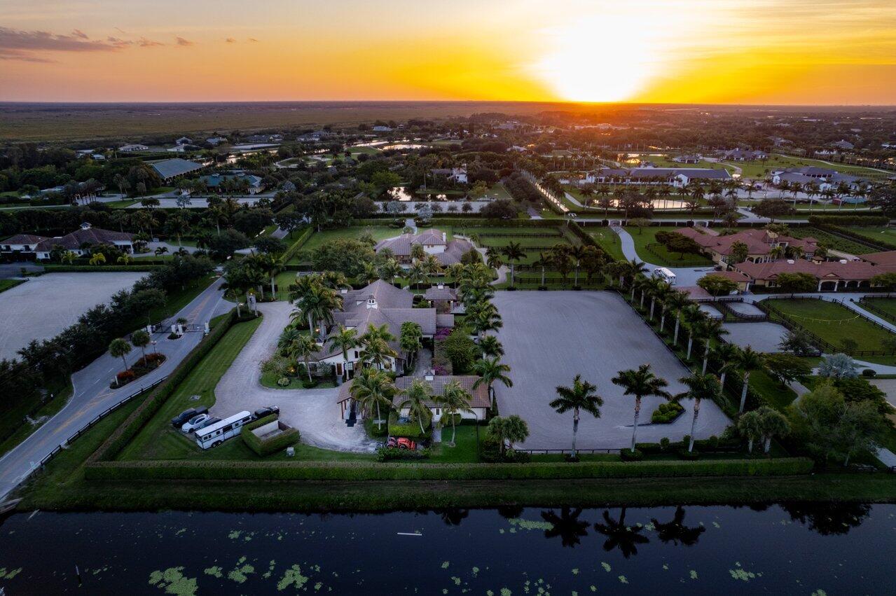 PALM BEACH POINT - Residential