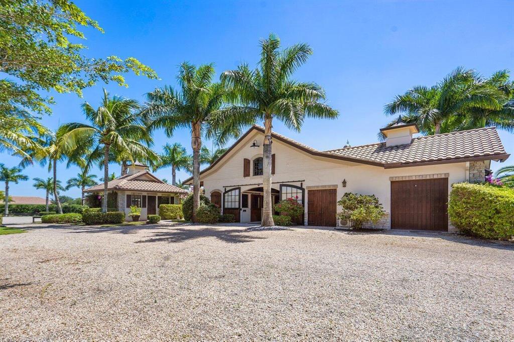 PALM BEACH POINT - Residential