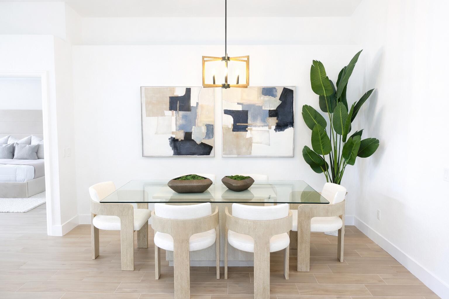 VALENCIA LAKES - Residential