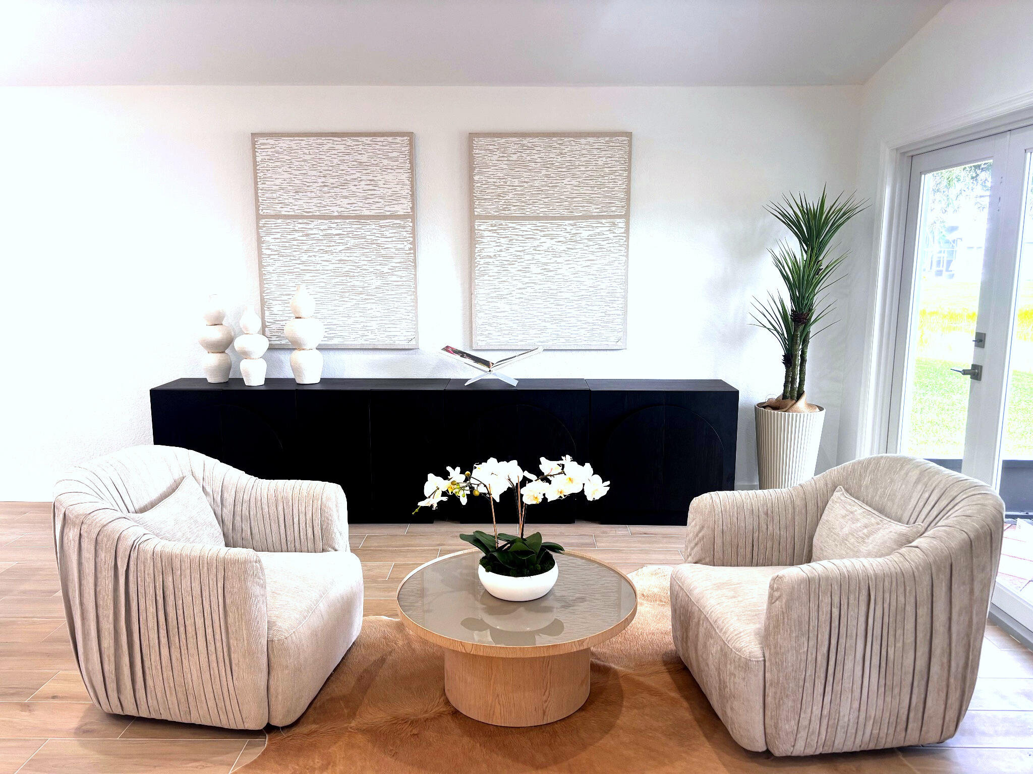 VALENCIA LAKES - Residential