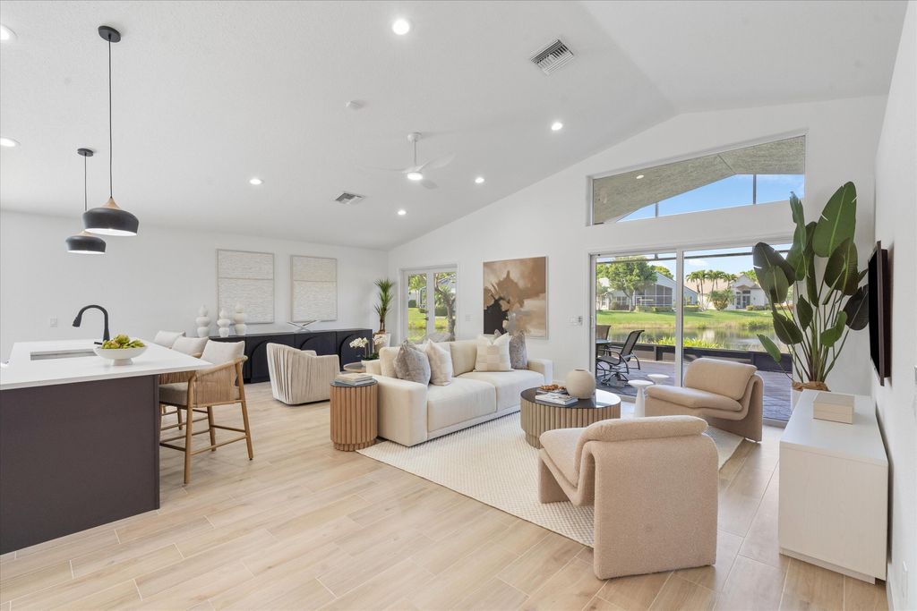 Photo of 11447 Corazon Court, Boynton Beach, FL 33437 (MLS # R11163299)