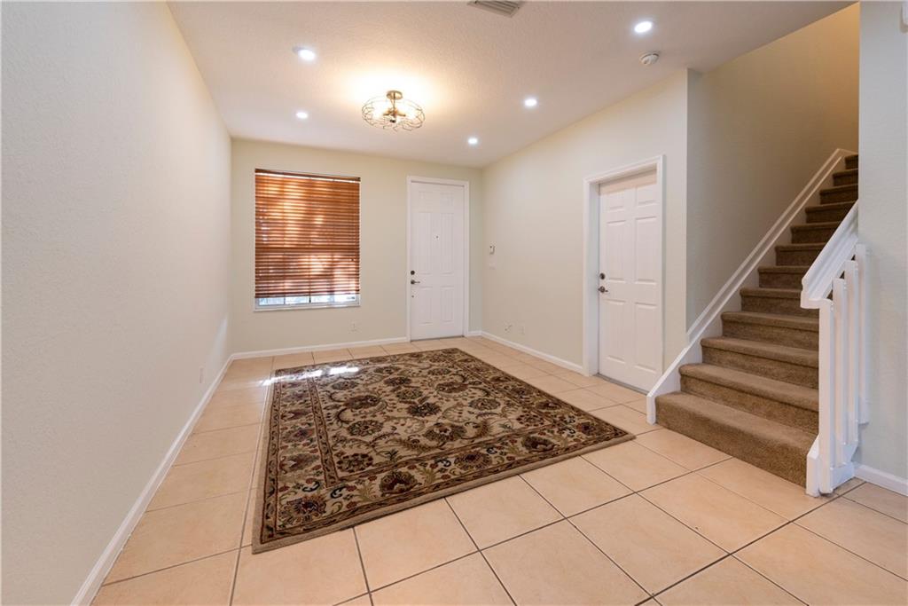 ISLES AT OAKLAND PARK - Residential