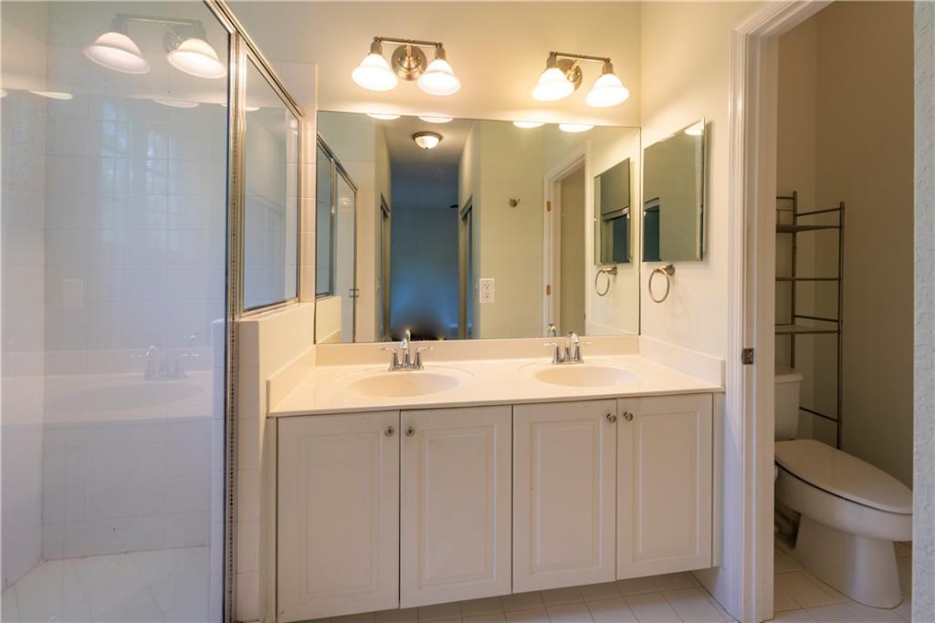 ISLES AT OAKLAND PARK - Residential