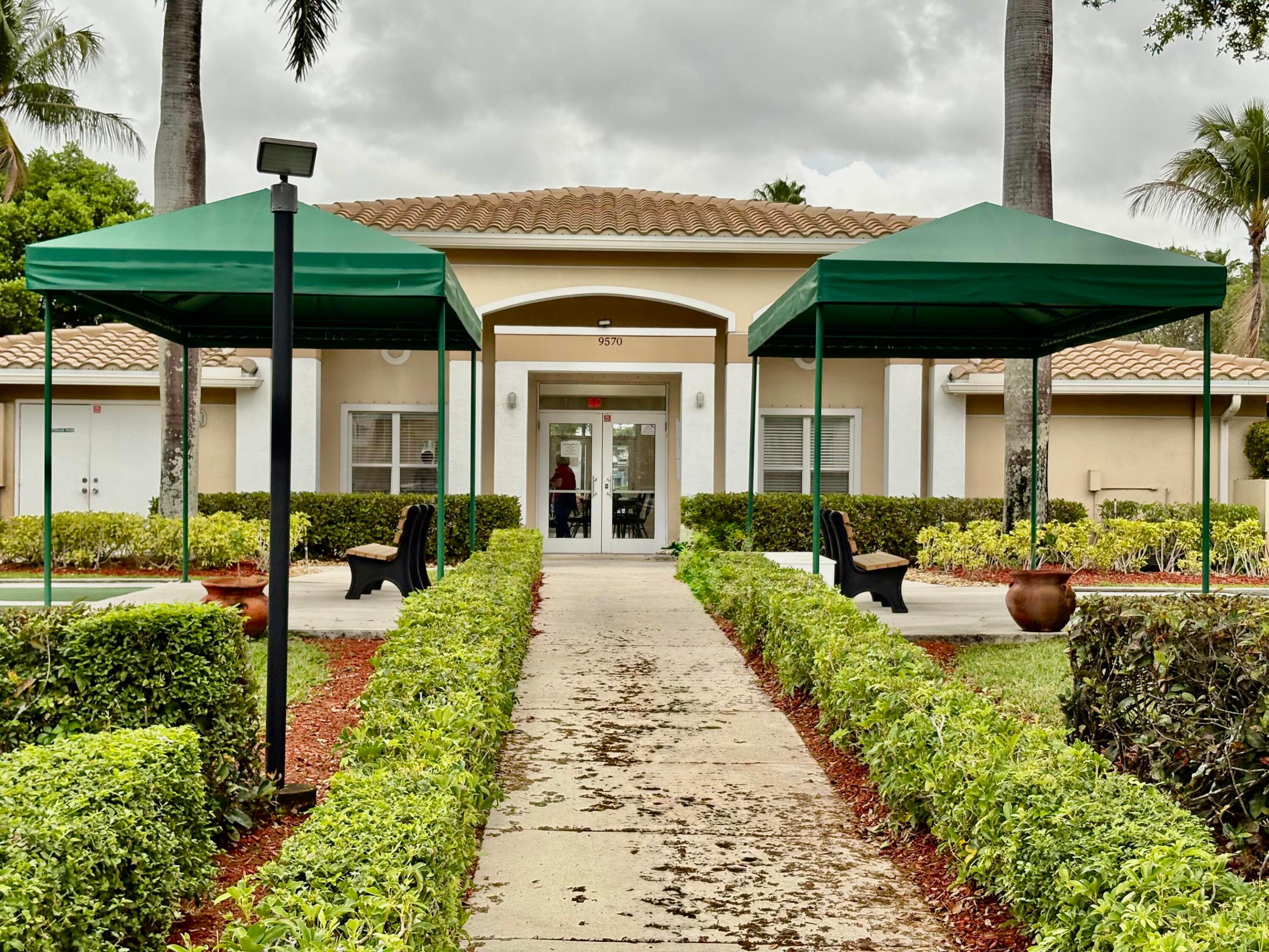 WELDON CONDOMINIUM F - Residential