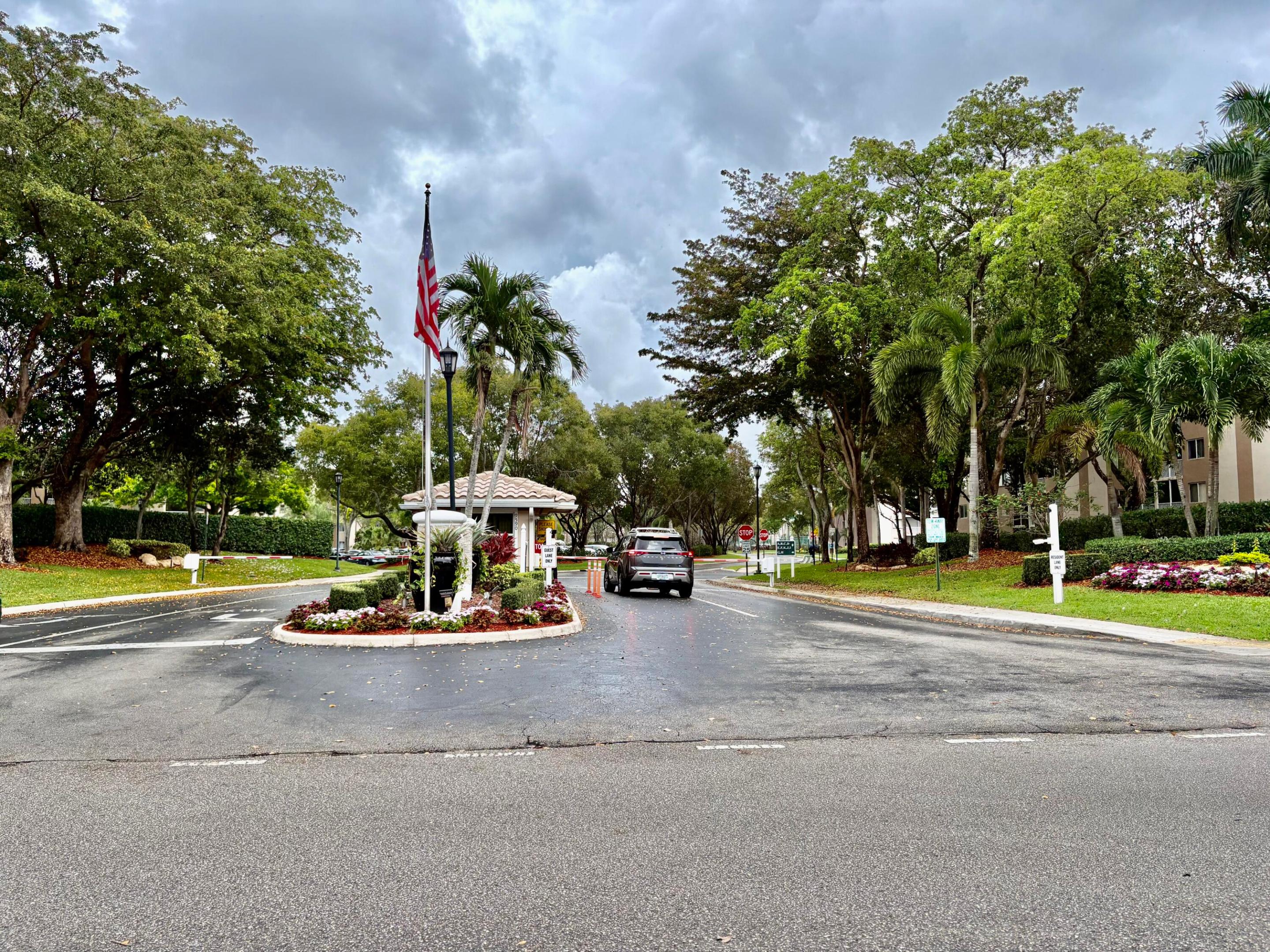 WELDON CONDOMINIUM F - Residential