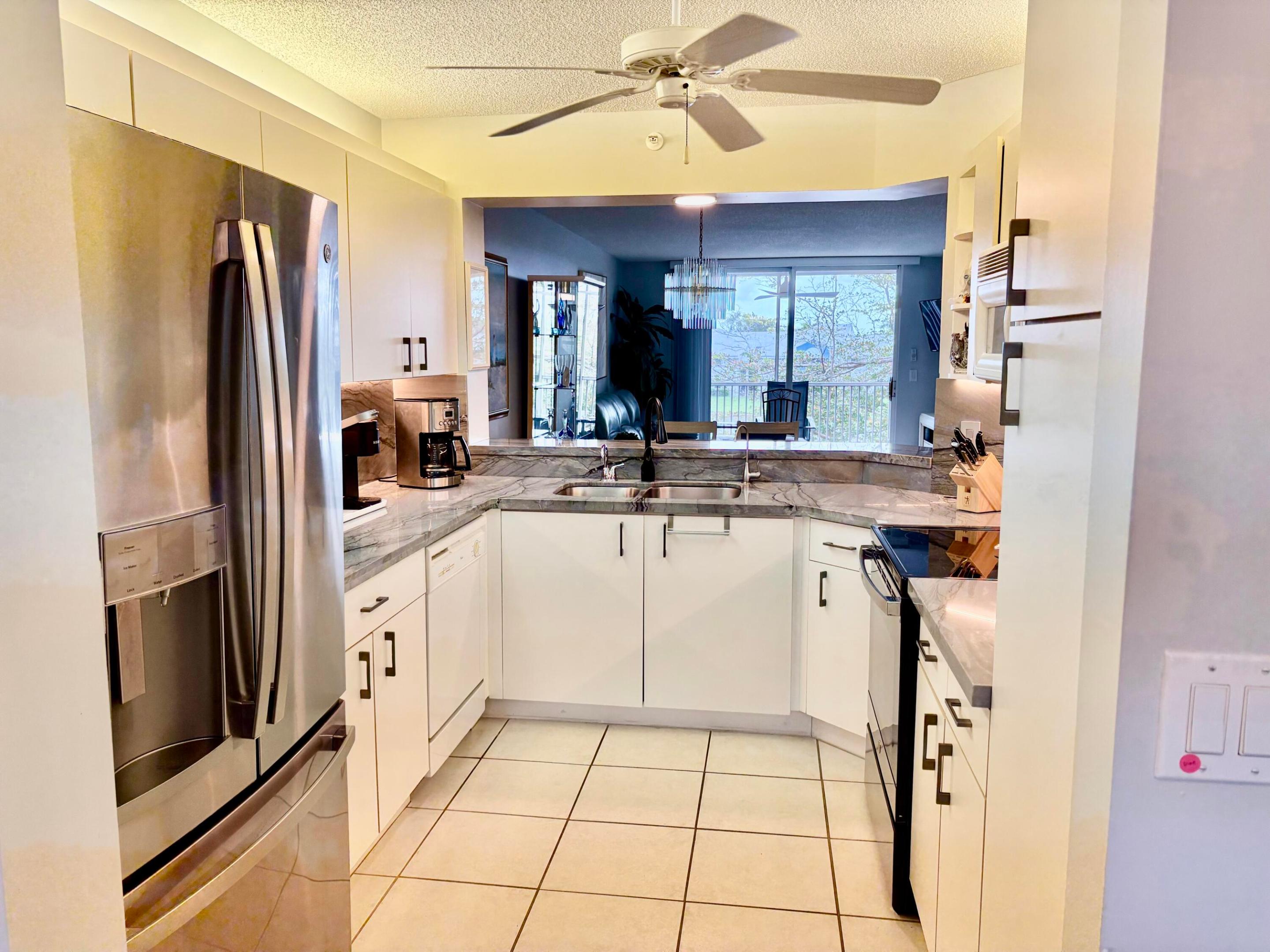 9539 Weldon Circle F304