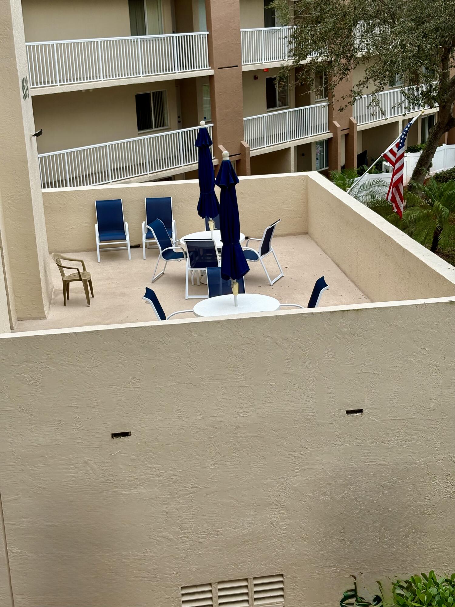 WELDON CONDOMINIUM F - Residential