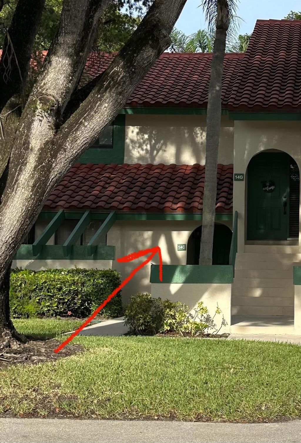 Photo of 14 Lexington Lane E #C, Palm Beach Gardens, FL 33418 (MLS # R11107841)