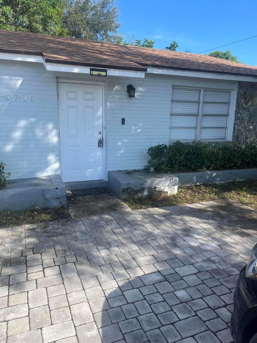 Photo of 5706 Candlewood Avenue, Mangonia Park, FL 33407 (MLS # R11134416)