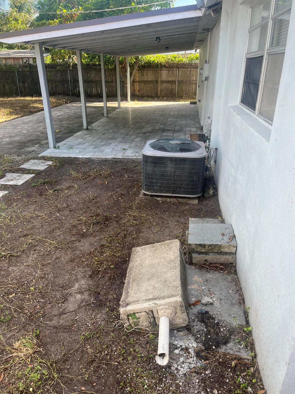 MANGONIA HILLS - Residential