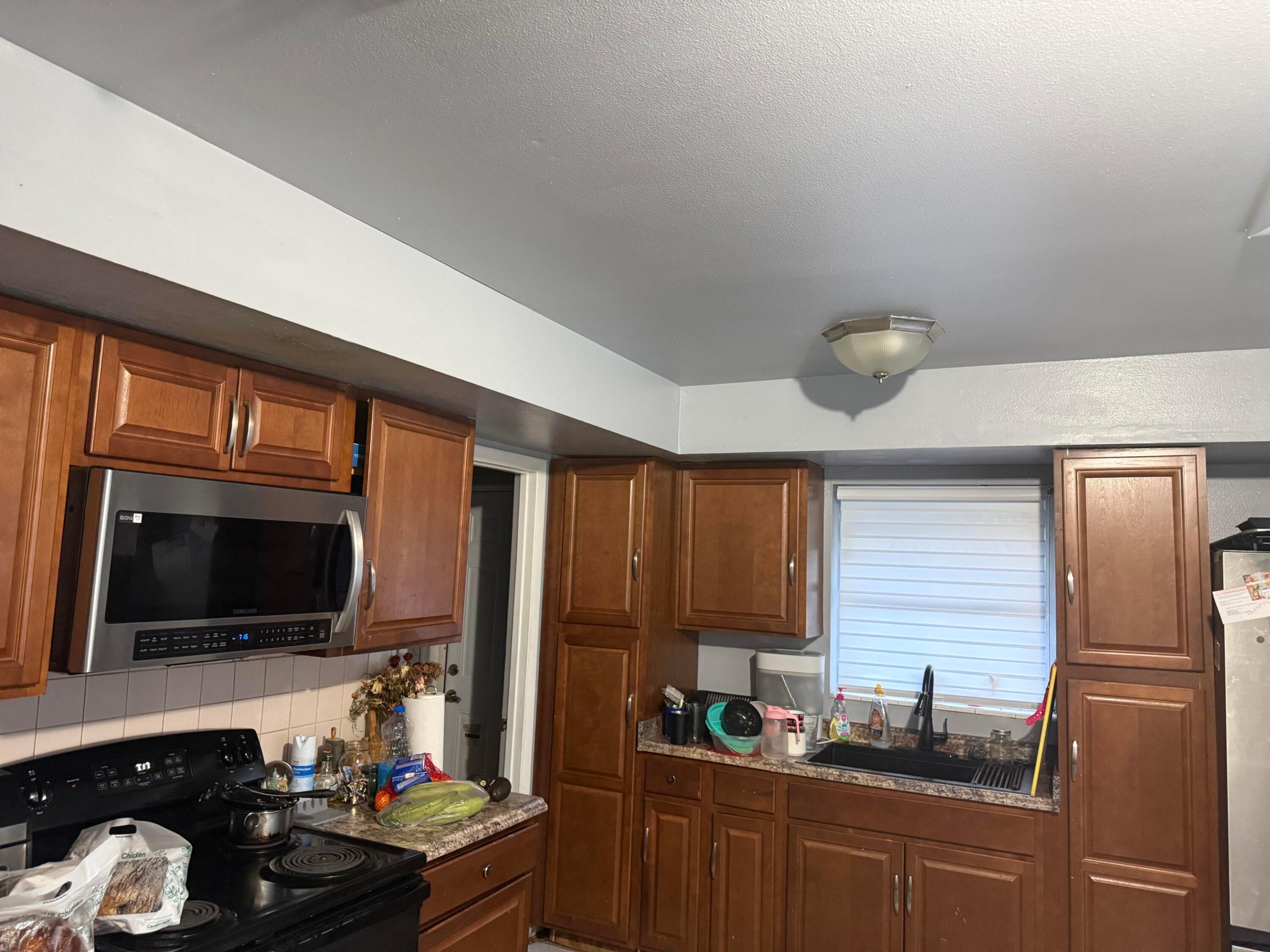 KNOTTY PINE ACRES - Residential