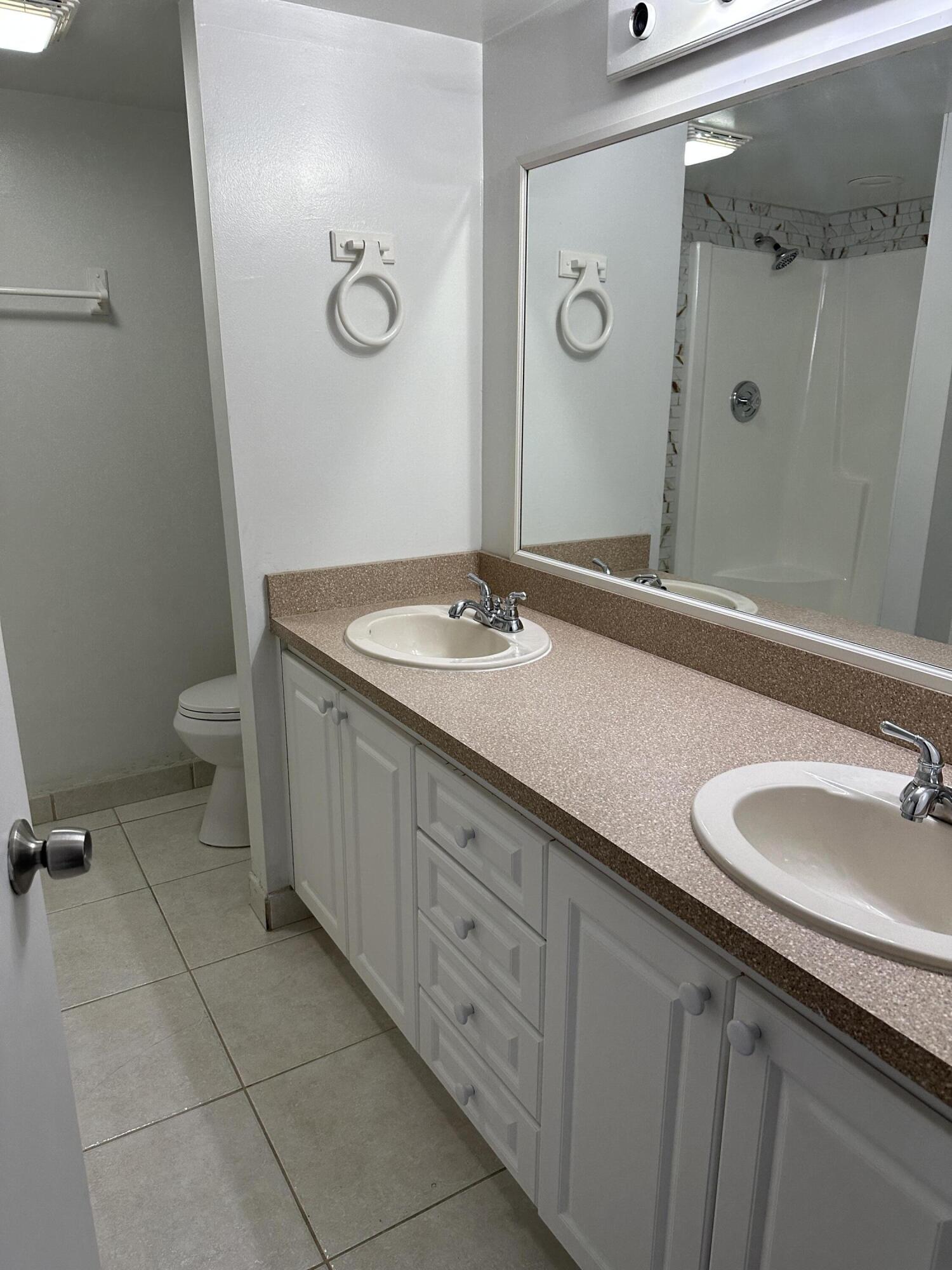 SHERWOOD GARDENS CONDO - Residential Lease