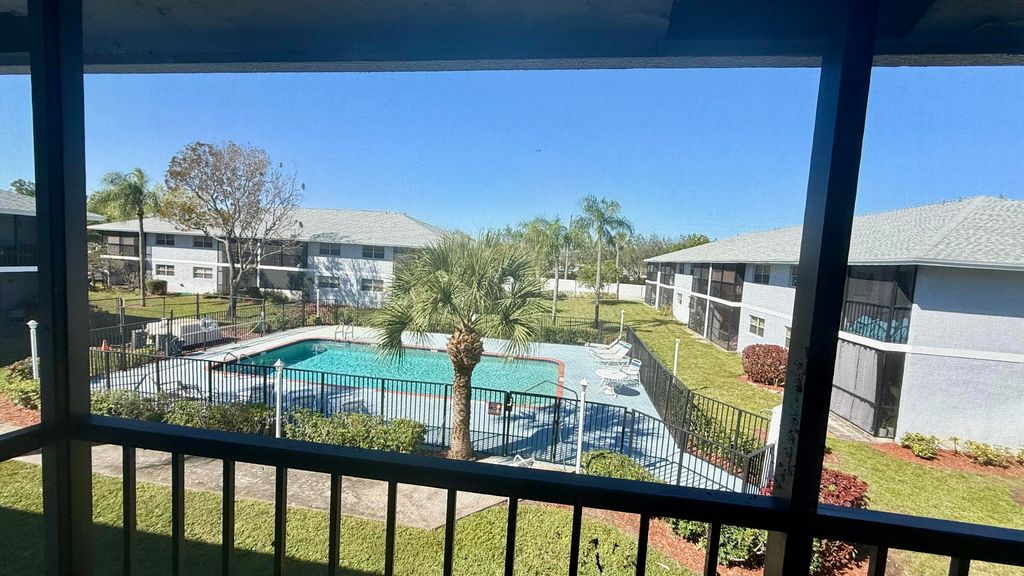 Photo of 905 Southridge Road #202c, Delray Beach, FL 33444 (MLS # R11165759)