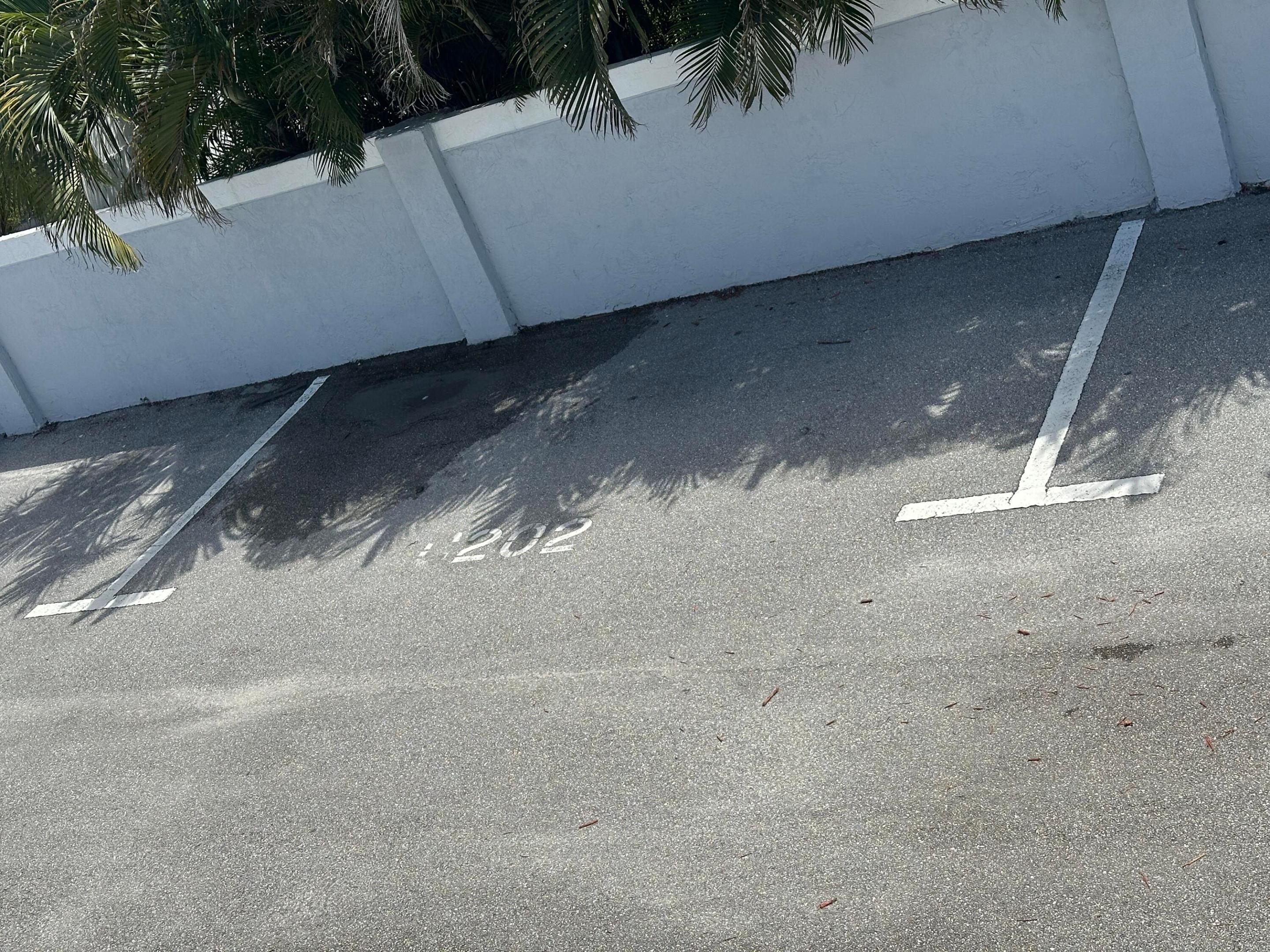 SHERWOOD GARDENS CONDO - Residential Lease