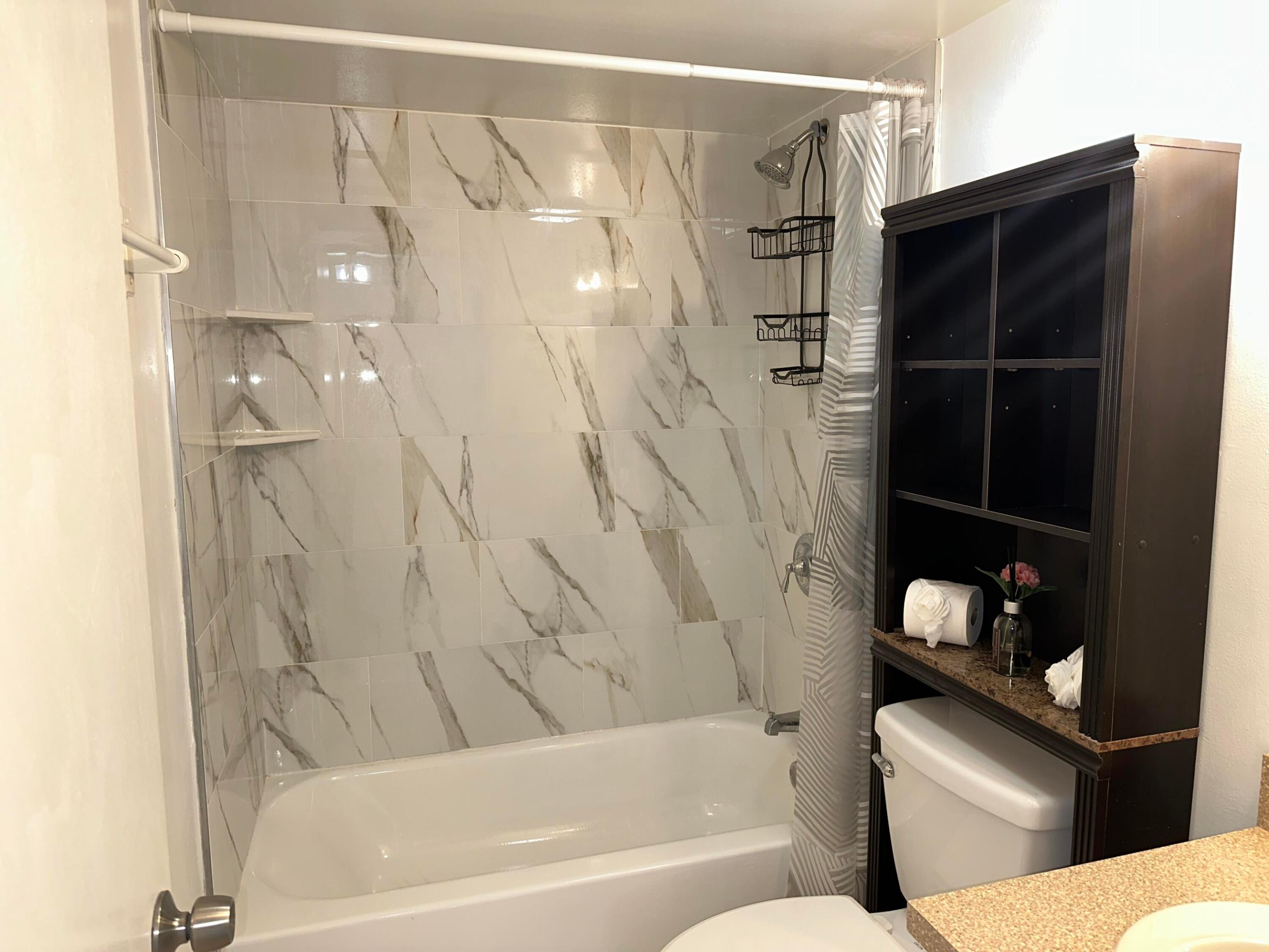 SHERWOOD GARDENS CONDO - Residential Lease