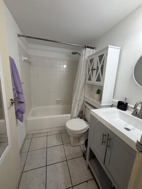 GREENGLADES CONDO IV - Residential